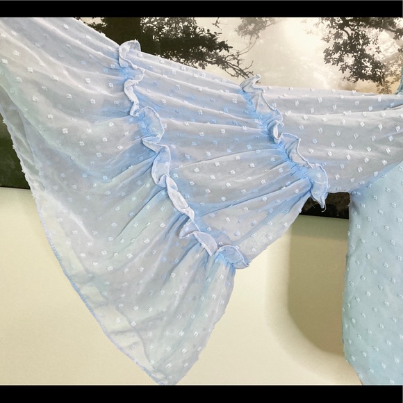 Off the Shoulder Bell Sleeve Peasant Top - Picture 2 of 6